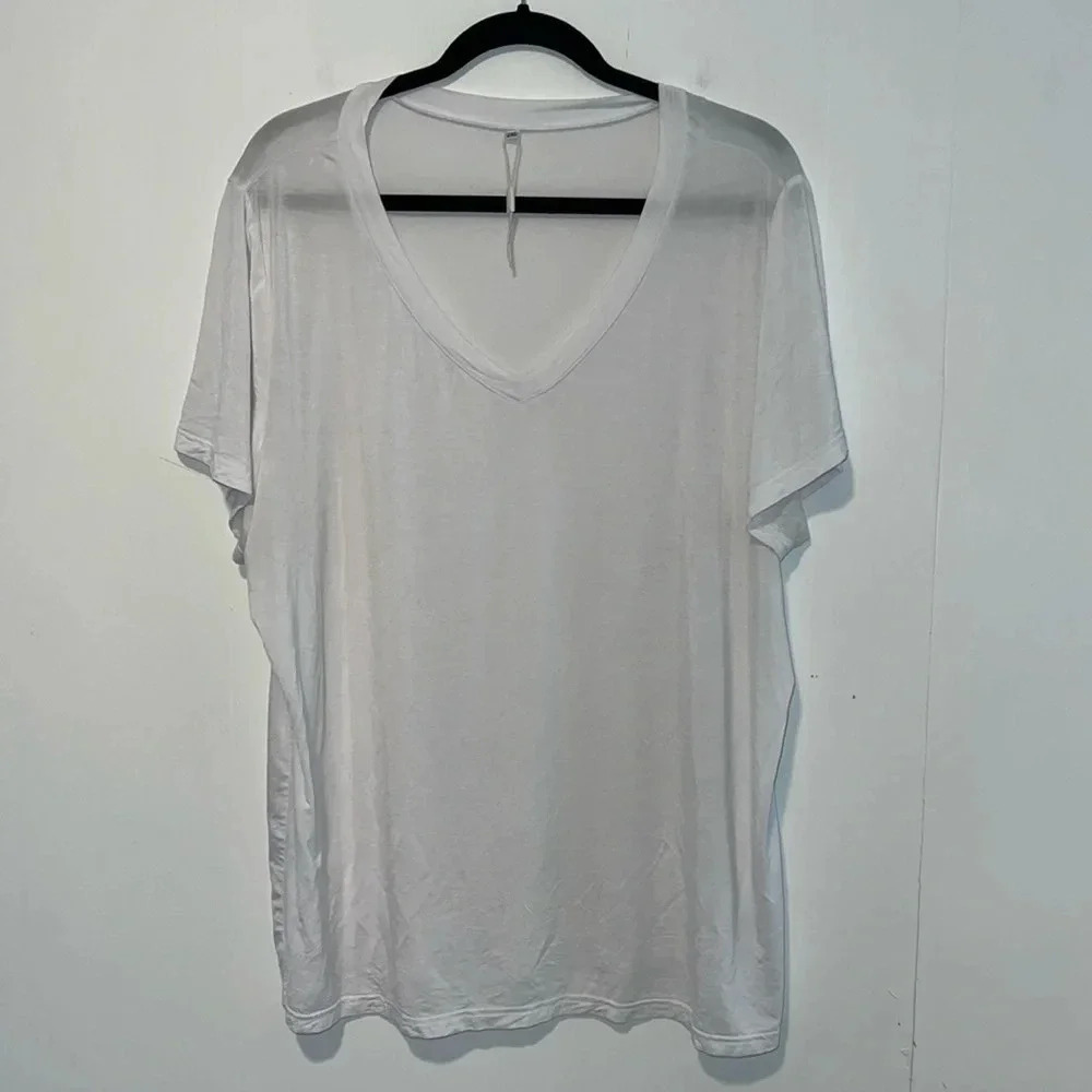 Sampeel Women’s Short Sleeve VNeck White Tshirt 1062